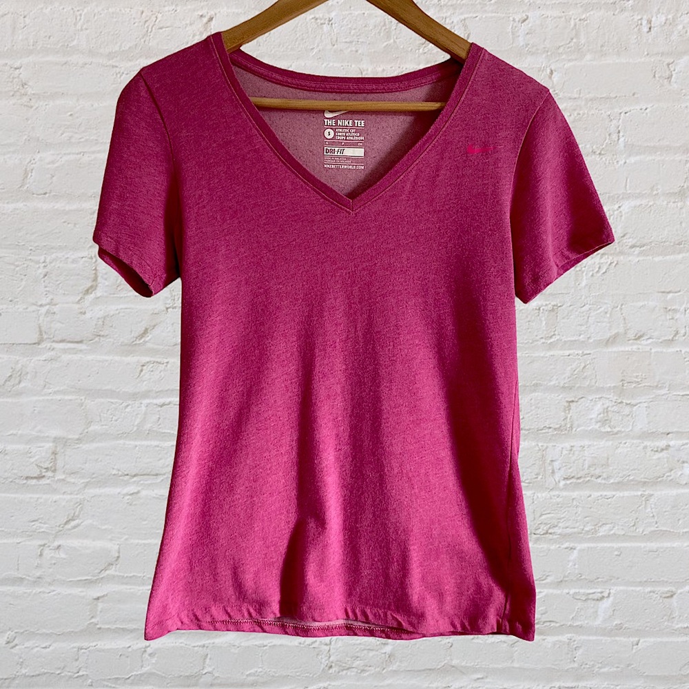PINK NIKE TEE DRI FIT ATHLETIC CUT